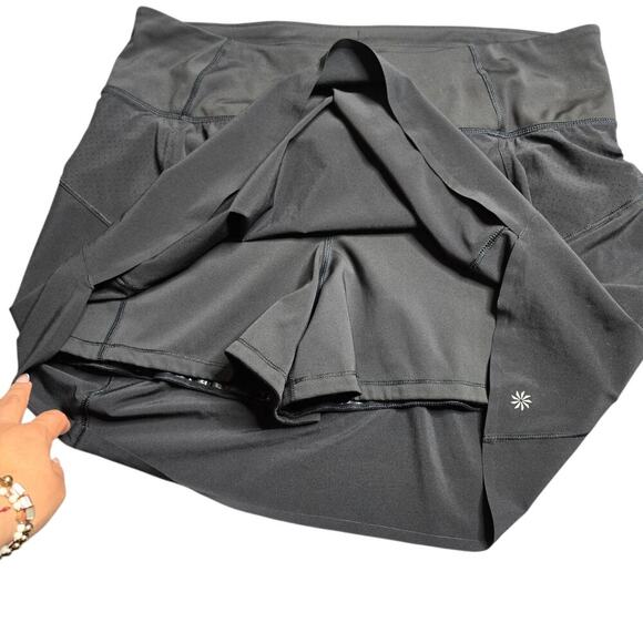 Athleta Black Run With It 16" Skort Size: 1X - Picture 5 of 7
